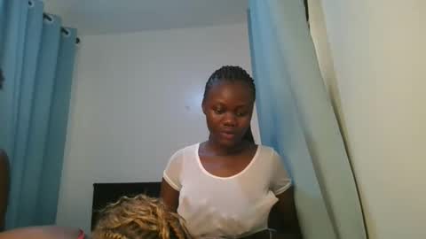 Snapshot of barbie_queen2 chatting on March 2026 08:59:02 AM queen online show from March 2026 08:59:02 AM