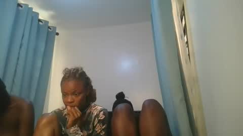 Snapshot of barbie_queen2 chatting on April 2026 01:41:01 PM queen online show from April 2026 01:41:01 PM
