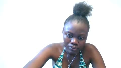 Snapshot of barbie_queen2 chatting on June 2026 08:50:01 AM queen online show from June 2026 08:50:01 AM