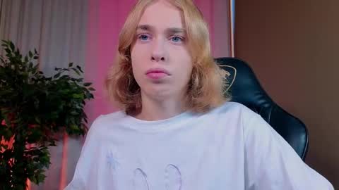 barbie_richy online show from October 2025 05:35:02 AM