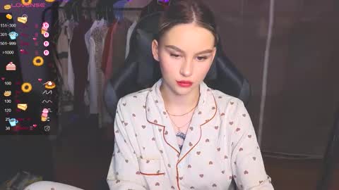 Eva online show from November 2025 03:13:02 PM