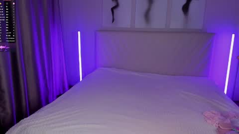 Snapshot of barbielina_ chatting on March 2026 08:41:01 PM Emma online show from March 2026 08:41:01 PM