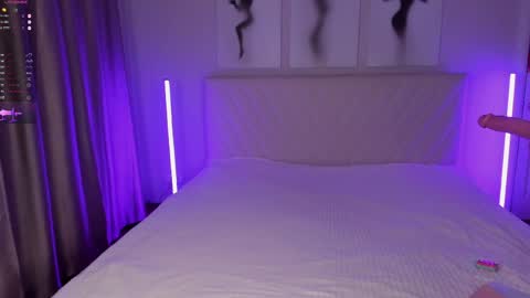 Snapshot of barbielina_ chatting on April 2026 07:33:02 PM Emma online show from April 2026 07:33:02 PM