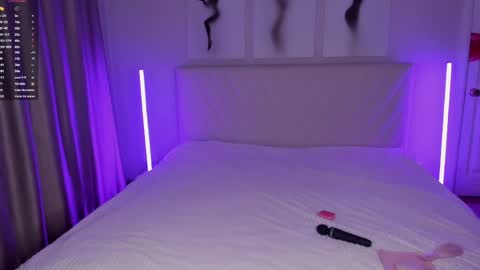 Snapshot of barbielina_ chatting on April 2026 07:20:02 PM Emma online show from April 2026 07:20:02 PM