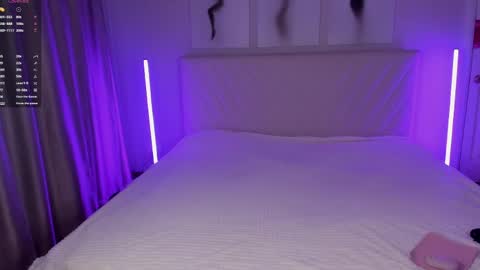 Snapshot of barbielina_ chatting on April 2026 07:49:01 PM Emma online show from April 2026 07:49:01 PM