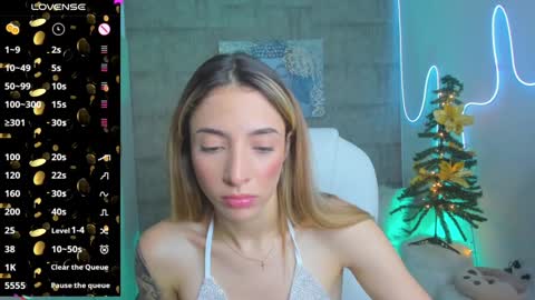 Snapshot of barbiie_scoth chatting on December 2024 11:02:02 PM Barbie Scot online show from December 2024 11:02:02 PM