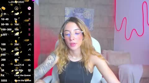 Snapshot of barbiie_scoth chatting on March 2025 11:09:02 PM Barbie Scot online show from March 2025 11:09:02 PM