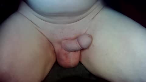 Snapshot of barenaked07 chatting on September 2025 04:51:02 PM barenaked07 online show from September 2025 04:51:02 PM