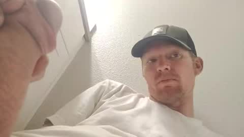 Snapshot of barniemay1 chatting on March 2026 04:25:02 AM barniemay1 online show from March 2026 04:25:02 AM