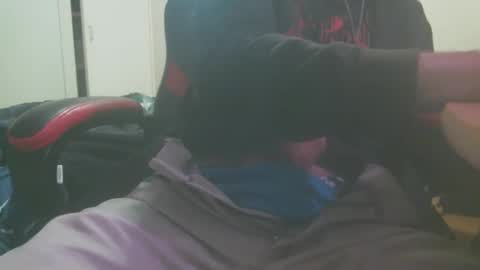 Snapshot of baronminuit69 chatting on November 2025 10:32:01 AM baronminuit69 online show from November 2025 10:32:01 AM