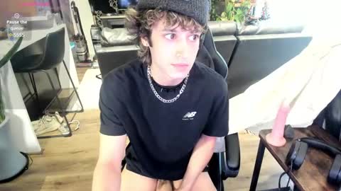 Snapshot of bashful4200 chatting on February 2025 10:32:01 PM ryan online show from February 2025 10:32:01 PM