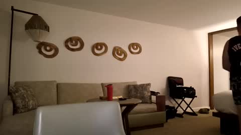 Jordan online show from December 2025 06:44:01 AM