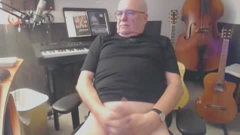 Bassman online show from January 2026 01:05:02 PM