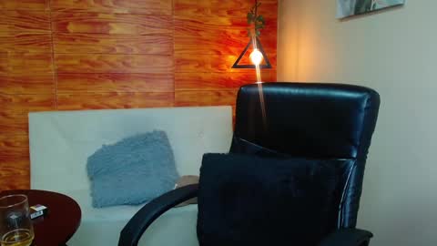 Snapshot of bastiaan_28 chatting on December 2024 05:42:01 AM Bastian online show from December 2024 05:42:01 AM