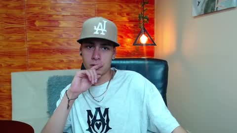 Snapshot of bastiaan_28 chatting on December 2024 11:55:01 PM Bastian online show from December 2024 11:55:01 PM