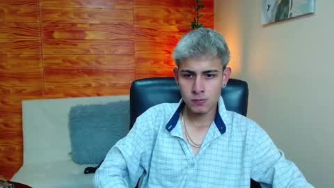 Snapshot of bastiaan_28 chatting on December 2024 03:06:01 AM Bastian online show from December 2024 03:06:01 AM