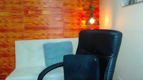 Snapshot of bastiaan_28 chatting on January 2025 08:21:01 PM Bastian online show from January 2025 08:21:01 PM