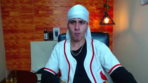 Snapshot of bastiaan_28 chatting on January 2025 03:49:02 AM Bastian online show from January 2025 03:49:02 AM