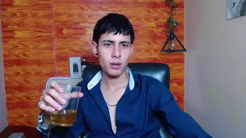 Snapshot of bastiaan_28 chatting on January 2025 04:12:01 AM Bastian online show from January 2025 04:12:01 AM