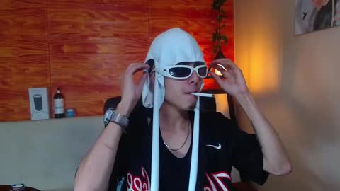 Snapshot of bastiaan_28 chatting on February 2025 03:18:02 AM Bastian online show from February 2025 03:18:02 AM