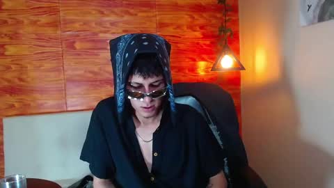 Snapshot of bastiaan_28 chatting on February 2025 06:10:02 AM Bastian online show from February 2025 06:10:02 AM