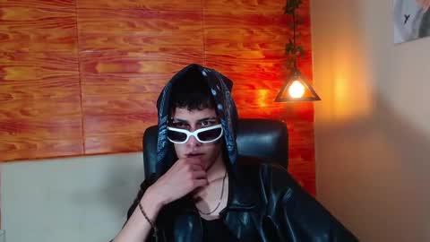 Snapshot of bastiaan_28 chatting on February 2025 06:20:02 AM Bastian online show from February 2025 06:20:02 AM