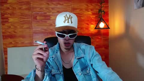 Snapshot of bastiaan_28 chatting on February 2025 06:11:02 AM Bastian online show from February 2025 06:11:02 AM