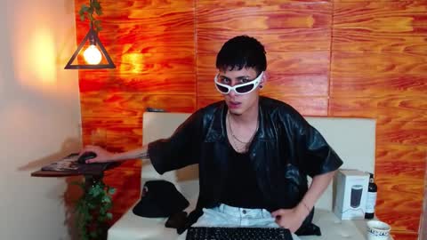 Snapshot of bastiaan_28 chatting on March 2025 02:43:02 AM Bastian online show from March 2025 02:43:02 AM