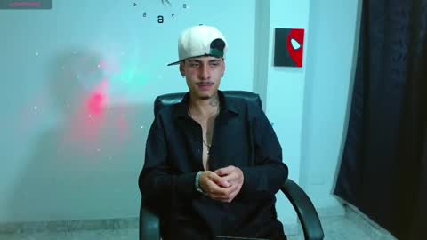 Snapshot of bastiaan_28 chatting on October 2025 11:47:01 PM Bastian online show from October 2025 11:47:01 PM