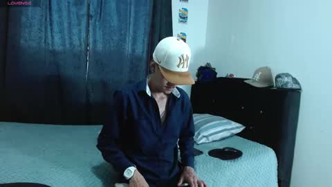 Snapshot of bastiaan_28 chatting on November 2025 10:34:01 PM Bastian online show from November 2025 10:34:01 PM