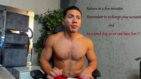 Bastian Independent Model online show from October 2025 01:12:02 PM