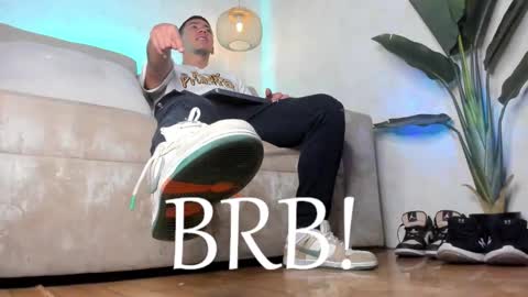 Snapshot of bastian_franco01 chatting on March 2026 12:05:01 PM Bastian Independent Model online show from March 2026 12:05:01 PM