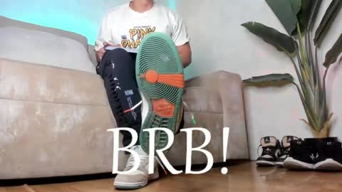 Snapshot of bastian_franco01 chatting on March 2026 01:12:02 PM Bastian Independent Model online show from March 2026 01:12:02 PM