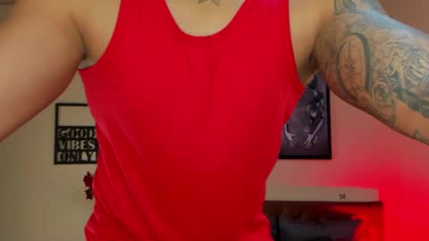 Snapshot of bastian_jones1 chatting on February 2025 12:06:02 PM bastian_jones1 online show from February 2025 12:06:02 PM