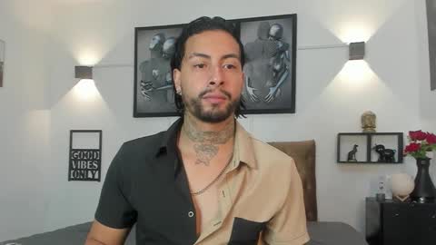 Snapshot of bastian_jones1 chatting on September 2025 09:43:01 AM bastian_jones1 online show from September 2025 09:43:01 AM