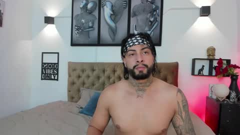 bastian_jones1 online show from December 2025 06:07:02 AM