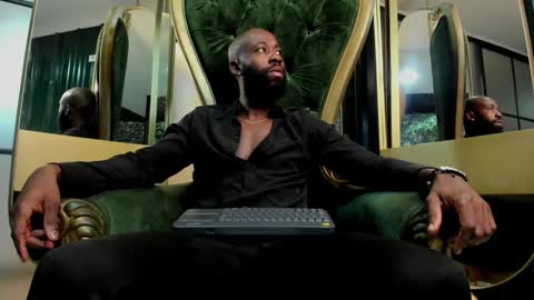 Snapshot of bastianrivas chatting on January 2025 12:18:01 PM Bastian. online show from January 2025 12:18:01 PM