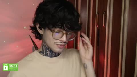 Snapshot of bastiel_ chatting on March 2026 03:01:01 AM Bastiel online show from March 2026 03:01:01 AM