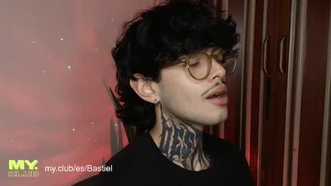 Snapshot of bastiel_ chatting on March 2026 11:53:01 PM Bastiel online show from March 2026 11:53:01 PM