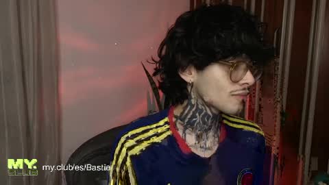 Snapshot of bastiel_ chatting on April 2026 02:56:01 AM Bastiel online show from April 2026 02:56:01 AM