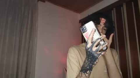 Snapshot of bastiel_ chatting on April 2026 02:03:02 AM Bastiel online show from April 2026 02:03:02 AM