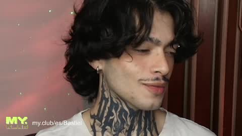 Snapshot of bastiel_ chatting on May 2026 12:48:02 AM Bastiel online show from May 2026 12:48:02 AM