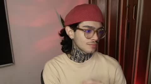 Snapshot of bastiel_ chatting on July 2026 01:58:33 AM Bastiel online show from July 2026 01:58:33 AM