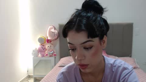 Snapshot of bat_777 chatting on October 2025 11:07:01 PM Aron online show from October 2025 11:07:01 PM