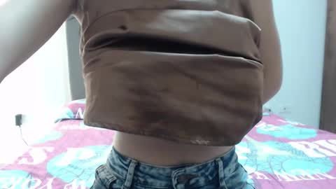 Snapshot of bat_777 chatting on November 2025 01:08:01 AM Aron online show from November 2025 01:08:01 AM