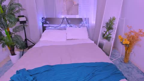 Snapshot of bat_laughing_bat chatting on January 2025 02:09:02 AM Ask me online show from January 2025 02:09:02 AM