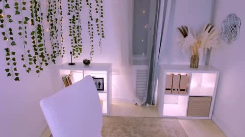 Snapshot of bat_laughing_bat chatting on January 2025 03:07:01 PM Ask me online show from January 2025 03:07:01 PM