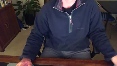 BateBro13 online show from December 2024 02:38:02 PM