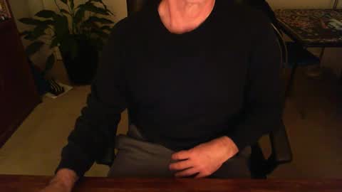 BateBro13 online show from December 2024 02:48:02 PM