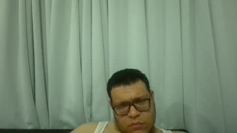 Snapshot of batman2430 chatting on February 2025 06:40:01 AM brian online show from February 2025 06:40:01 AM